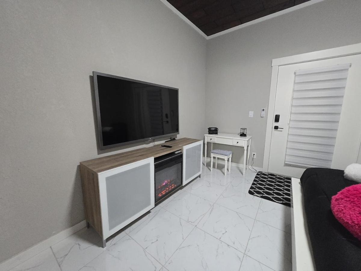 Cozy 2Br & 2Ba Near Disney Apartment คิสซิมมี ภายนอก รูปภาพ